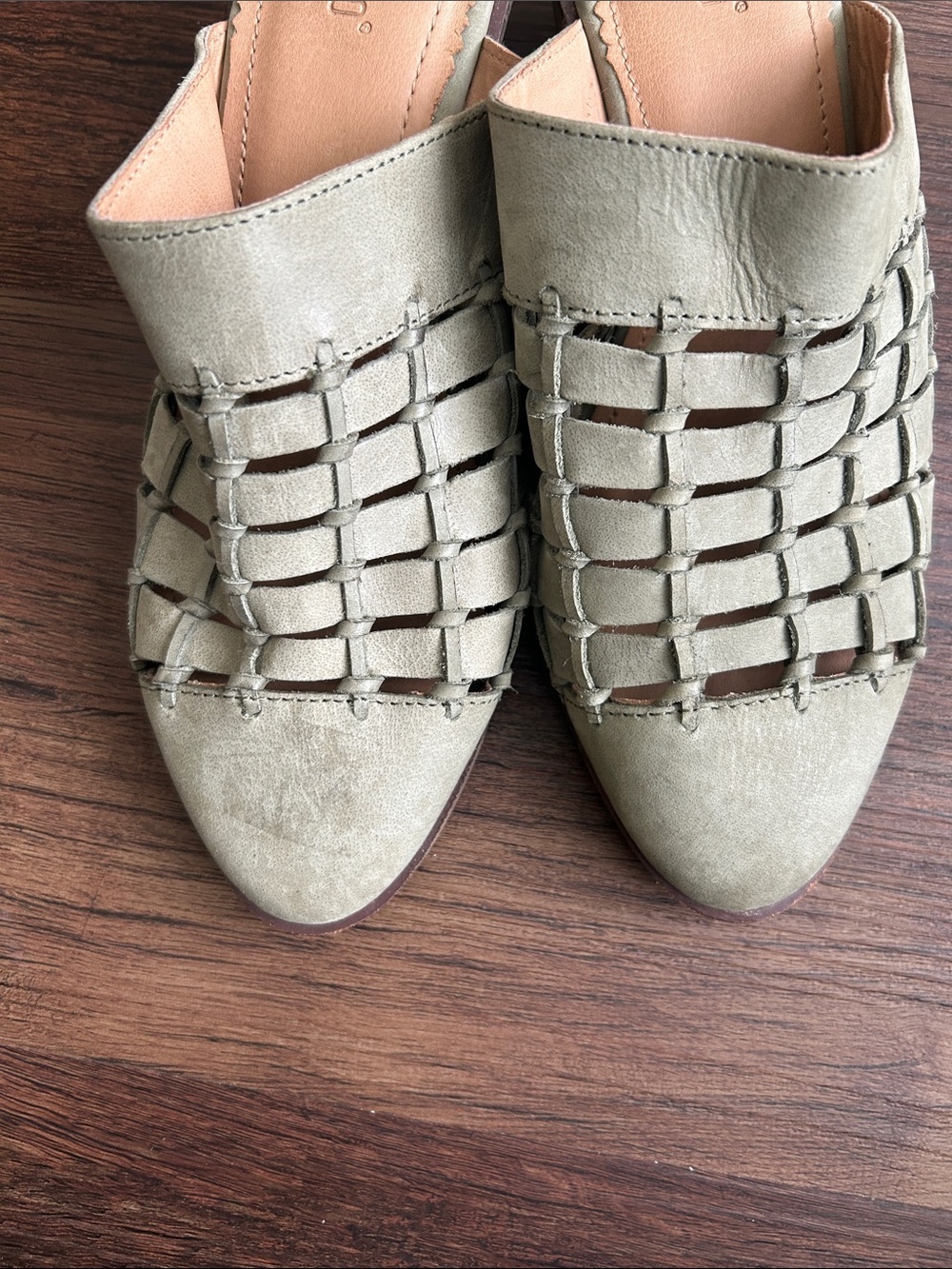 Crevo Luella woven leather mule sandals-sage green, size 8 - Picture 6 of 6